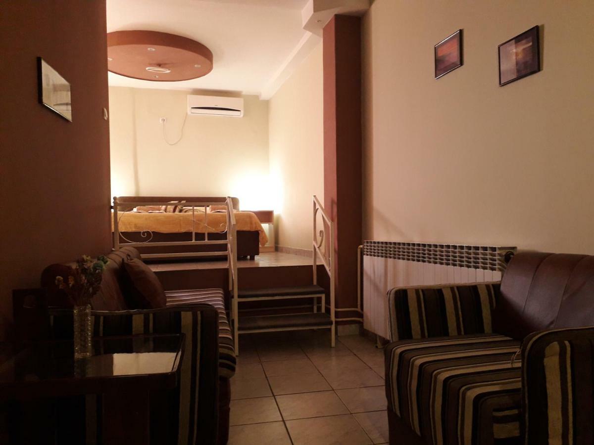 B&B Bebinac Leskovac  Buitenkant foto