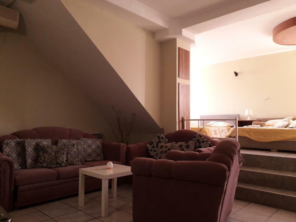 B&B Bebinac Leskovac  Buitenkant foto